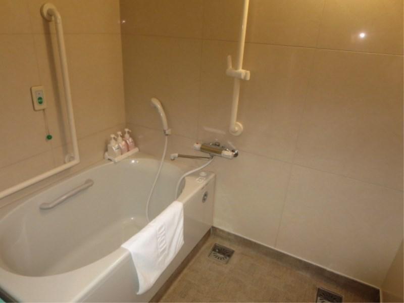 Toyoko Hiroshima-eki Minami-guchi Migi 3* Hiroshima